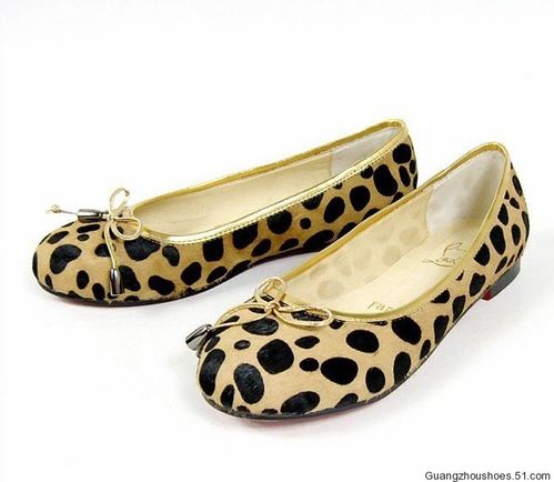 广州真皮女鞋工厂批发零售欧美时尚高档时装女鞋,高跟鞋 .